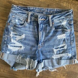 American Eagle Stretch Mom Shorts Size 4